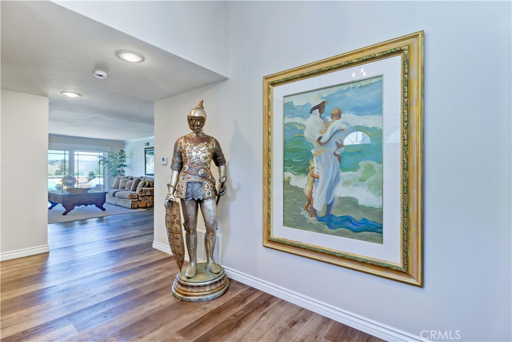 5100 Avenida Del Sol