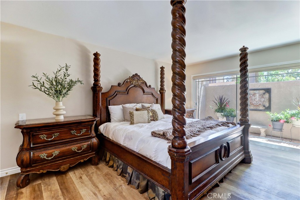 5100 Avenida Del Sol