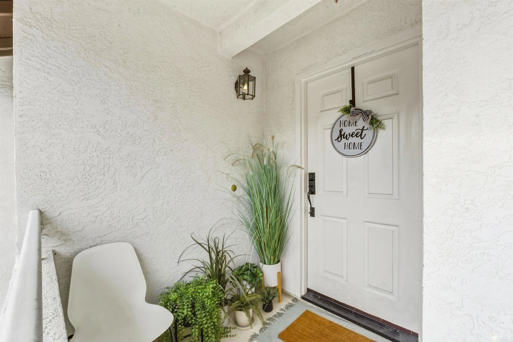 16458 Avenida Venusto E