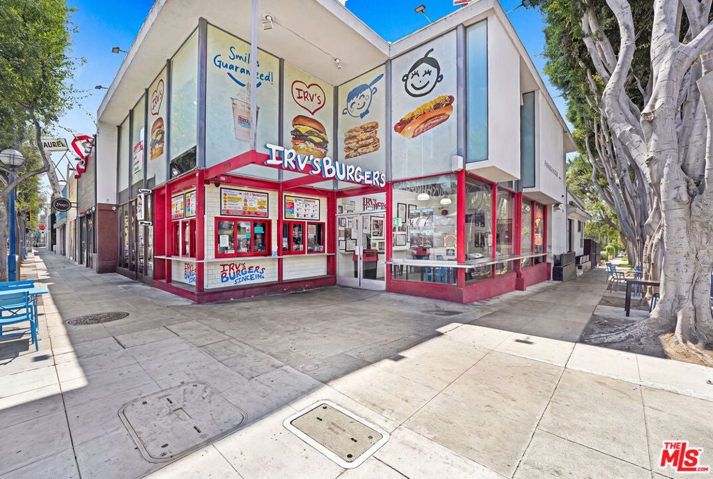 7998 Santa Monica Boulevard
