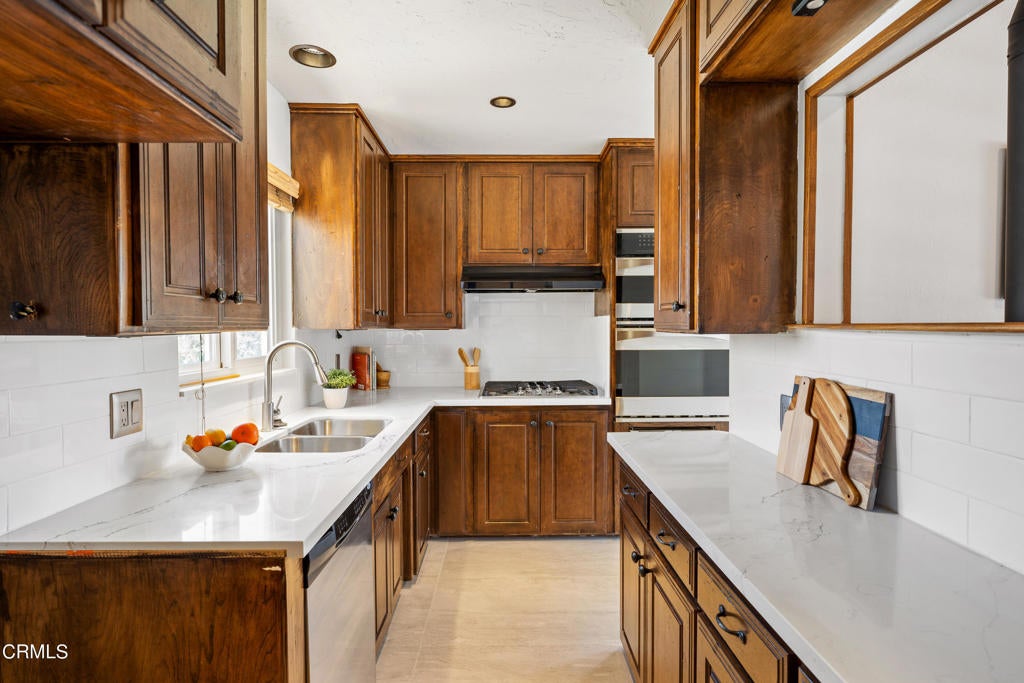 Oxnard, California, 93035, United States, 3 Bedrooms Bedrooms, ,3 BathroomsBathrooms,Residential,Active,2032398