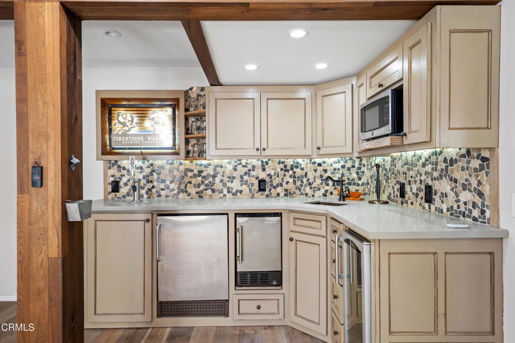 Oxnard, California, 93035, United States, 3 Bedrooms Bedrooms, ,3 BathroomsBathrooms,Residential,Active,2032398