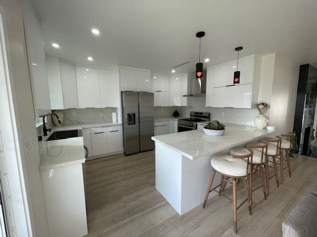 Photo of 3500 Tuller Ave, Los Angeles, CA 90034 (MLS # CV25278944)