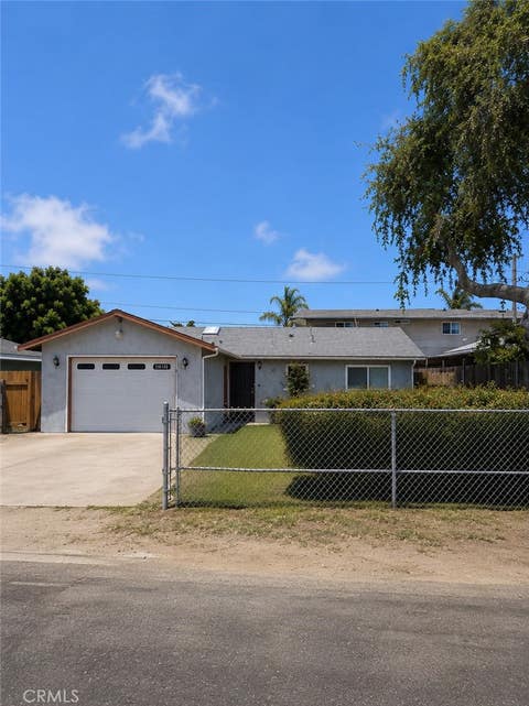 Photo of 2285 La Verne ST, Oceano, CA 93445 (MLS # OC26134452)