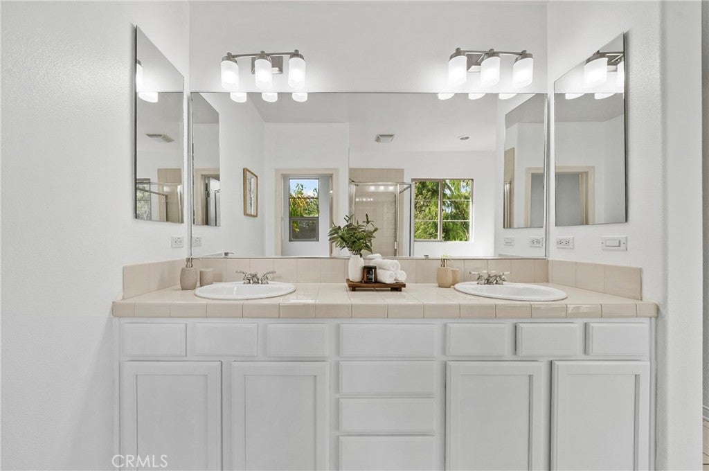 71 Sanctuary, Irvine CA 92620 - Photo 23