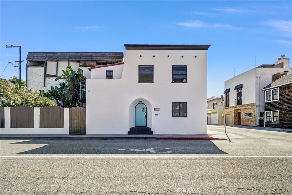 Welcome to this beautifully remodeled 3-bedroom, 3.5-bath beach house, perfectly positioned on a premium corner lot in the highly sought-after Long Beach Peninsula. Just steps from Alamitos Bay and the Pacific Ocean, this home captures the best of coastal living with modern comfort and timeless charm.
Inside, you’ll find a spacious, open-concept floor plan filled with natural light. The stunning chef’s kitchen showcases brand-new appliances and flows seamlessly into the living and dining areas—ideal for both everyday living and entertaining. Highlights include koa wood ceiling fans, a built-in speaker system, and a convenient indoor laundry room. Upstairs, a newly constructed deck offers the perfect spot to unwind and enjoy ocean breezes at the end of the day.
One of the few homes on the Peninsula with a large enclosed yard, this property provides an inviting space for gatherings under bistro lights. The oversized detached garage features a pulley storage system for kayaks and bikes, plus its own bathroom and outdoor shower—perfect for beach days. Additional upgrades include new kitchen and bathrooms, double-pane Pella windows, forced air heating, and thoughtful finishes throughout.
Whether you’re seeking a full-time residence, a weekend retreat, or an income-generating property, this home delivers. All just minutes from Belmont Shore’s vibrant dining, shops, parks, and events.