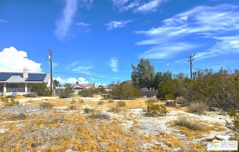 Photo of 0 Avenida Mirola, Desert Hot Springs, CA 92241 (MLS # 26986847PS)