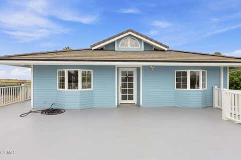Tiny photo for 3089 Bayshore Avenue, Ventura, CA 93001 (MLS # V1-37618)