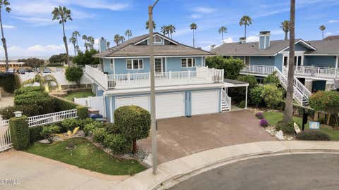 Tiny photo for 3089 Bayshore Avenue, Ventura, CA 93001 (MLS # V1-37618)