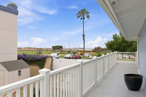 Tiny photo for 3089 Bayshore Avenue, Ventura, CA 93001 (MLS # V1-37618)