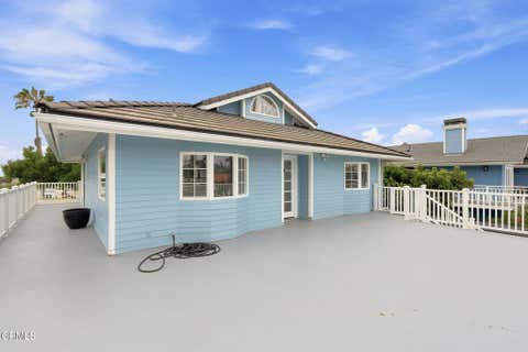 Tiny photo for 3089 Bayshore Avenue, Ventura, CA 93001 (MLS # V1-37618)