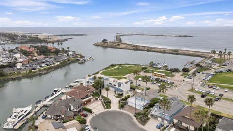 Tiny photo for 3089 Bayshore Avenue, Ventura, CA 93001 (MLS # V1-37618)
