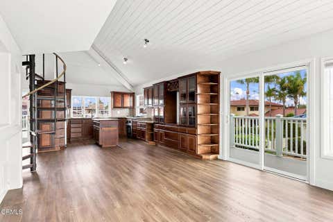Tiny photo for 3089 Bayshore Avenue, Ventura, CA 93001 (MLS # V1-37618)