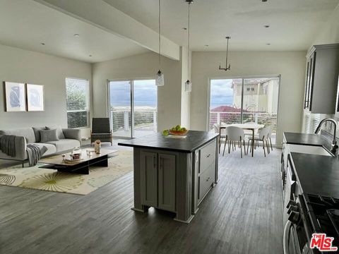 Photo of 29500 Heathercliff Rd #134, Malibu, CA 90265 (MLS # 26727219)