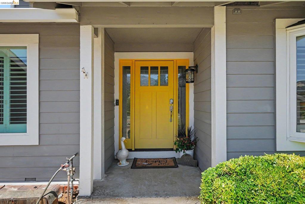 332 Chardonnay Cir