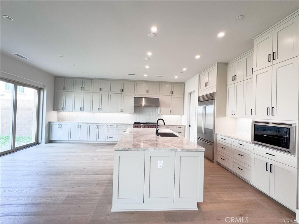 groves - Residential Lease