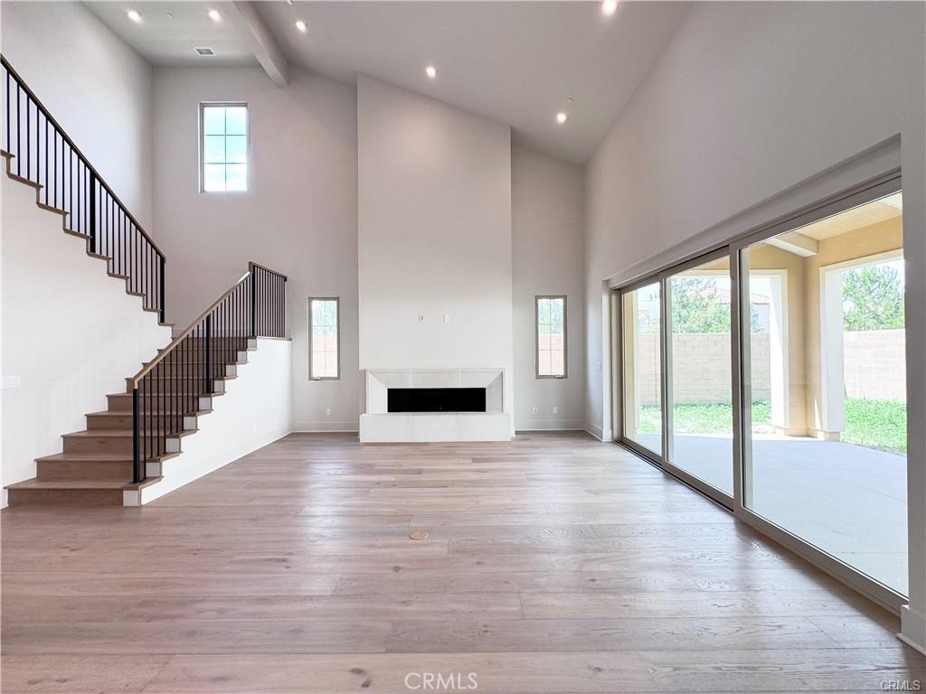 groves - Residential Lease