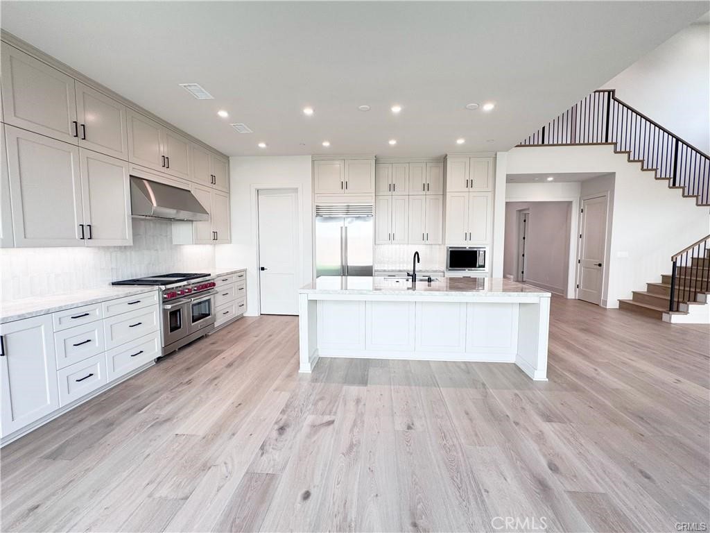 groves - Residential Lease