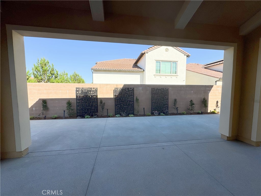 groves - Residential Lease