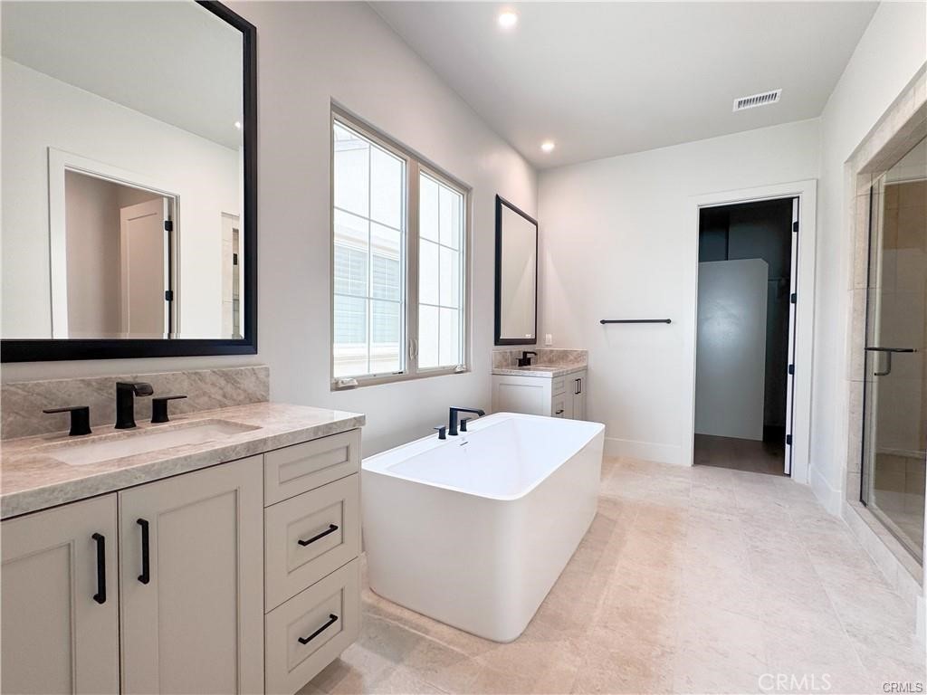 groves - Residential Lease