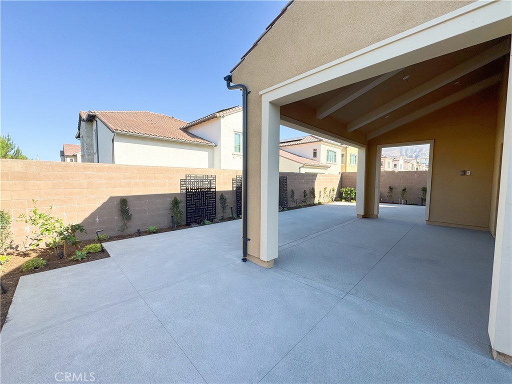 groves - Residential Lease