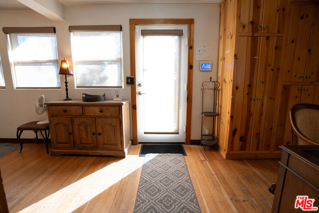 40083 Lakeview Drive