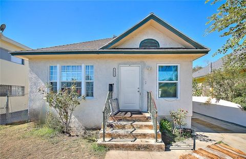 6915 Bonsallo Lake Los Angeles CA 90044