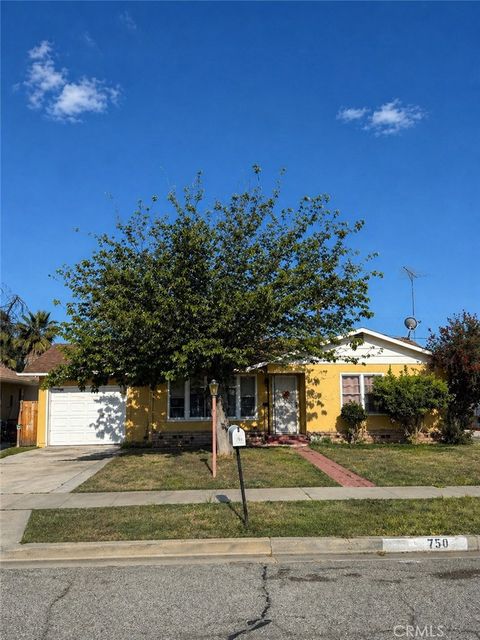 Photo of 434 S Harvard Street, Hemet, CA 92543 (MLS # SW26090273)