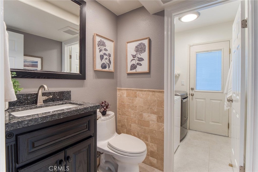 24881 Hendon Street, Laguna Hills CA 92653 - Photo 10
