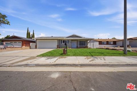 43342 Fenner Avenue Lancaster CA 93536