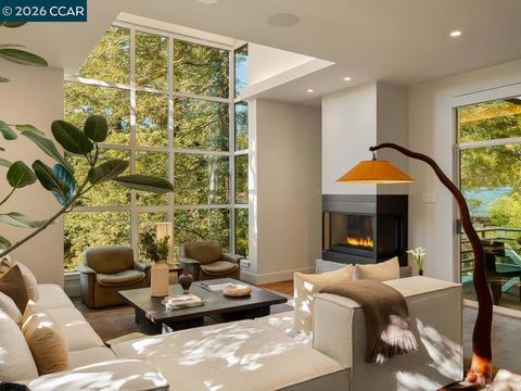 Photo of 6 Dorothy Pl Pl, Berkeley, CA 94705 (MLS # 41131787)