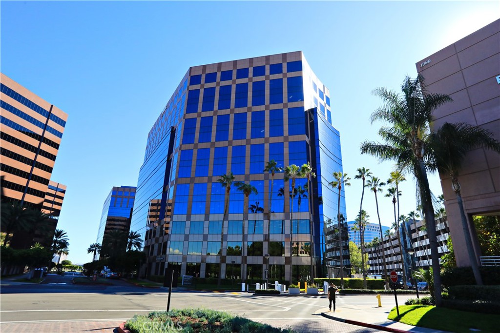 2020 Main Street 660