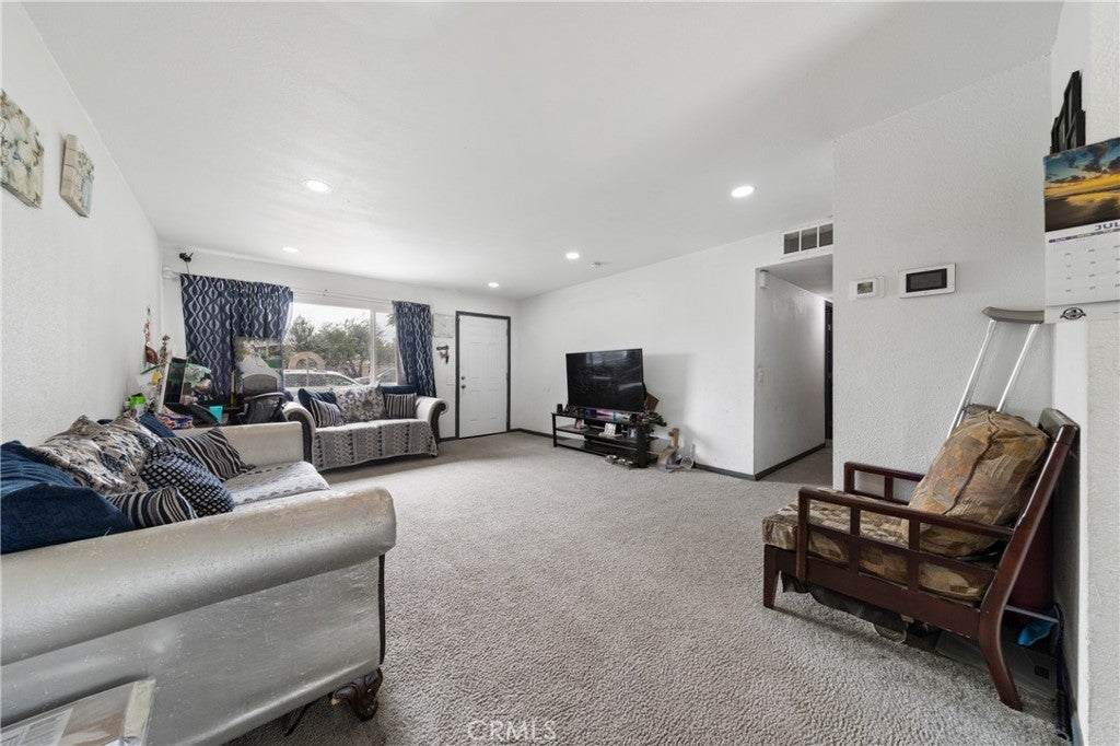 52425 Jennifer Way