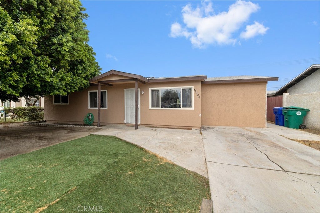 52425 Jennifer Way