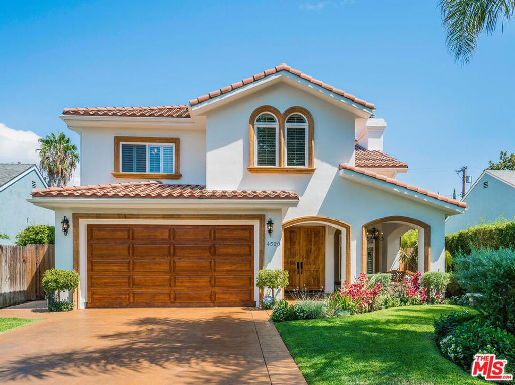 Photo of 4520 TYRONE Avenue, Sherman Oaks, CA 91423 (MLS # 26633805)