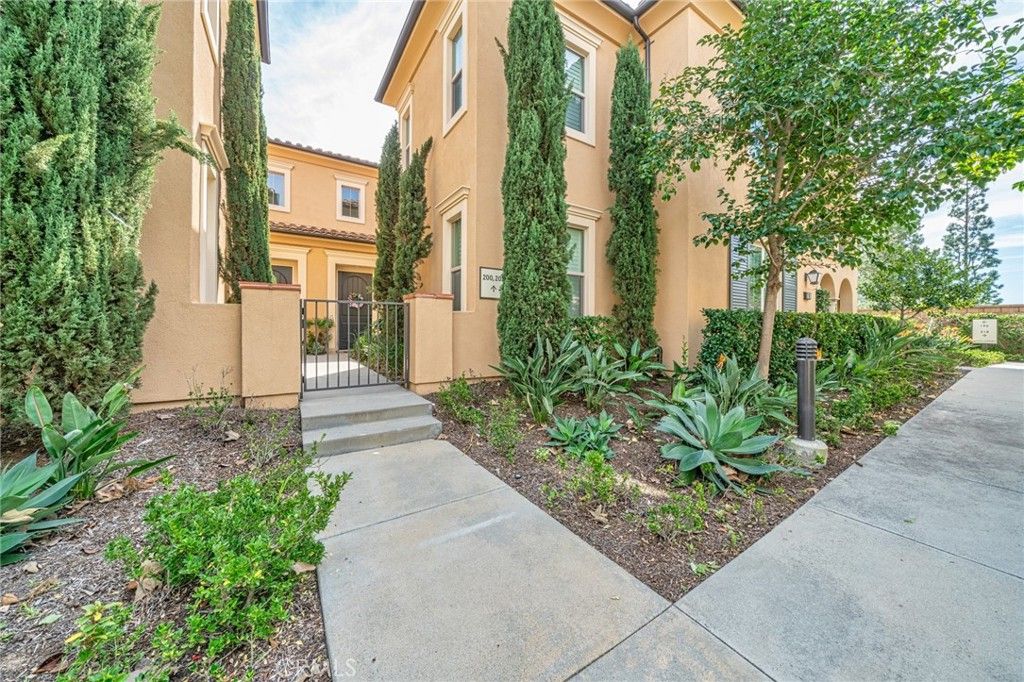 Photo of 202 Bishop Landing Lndg, Irvine, CA 92620 (MLS # OC26050664)