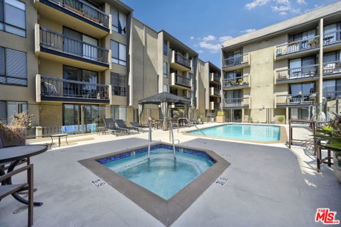Tiny photo for 7320 Hawthorn Avenue #319, Los Angeles, CA 90046 (MLS # 26861725)