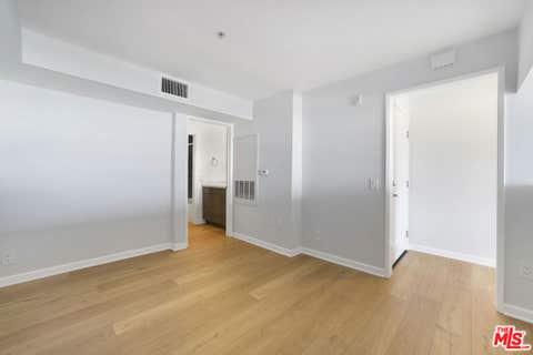 Tiny photo for 7320 Hawthorn Avenue #319, Los Angeles, CA 90046 (MLS # 26861725)