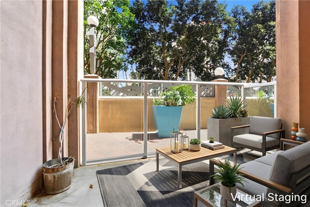 488 E Ocean Boulevard 105