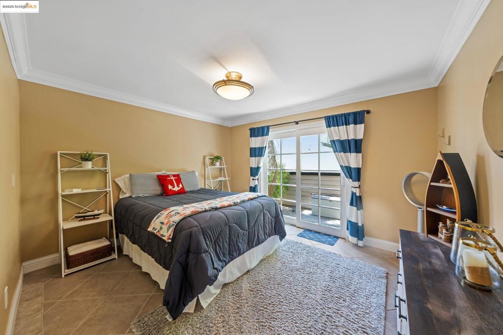 DELTA WATERFRONT ACCESS - Residential