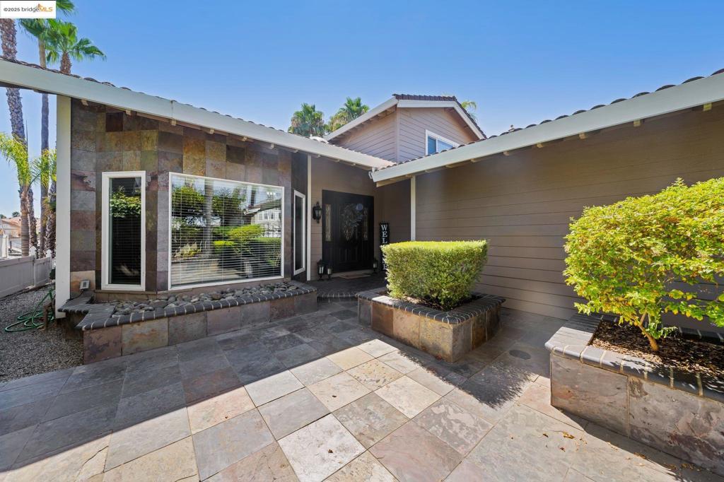 DELTA WATERFRONT ACCESS - Residential