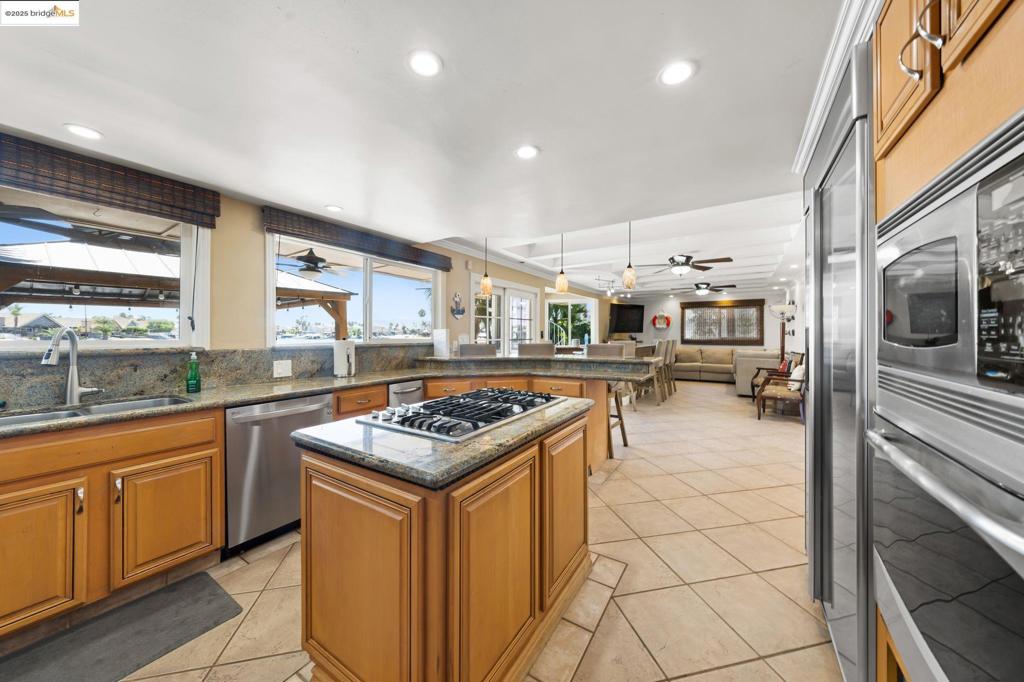 DELTA WATERFRONT ACCESS - Residential