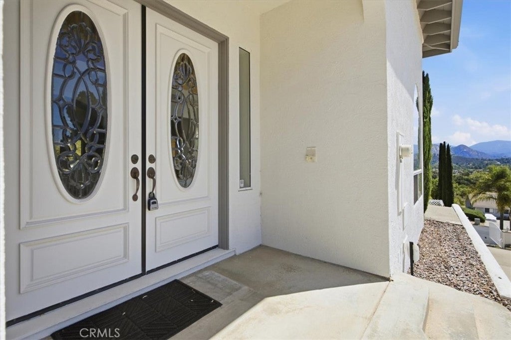 16262 Oak Springs