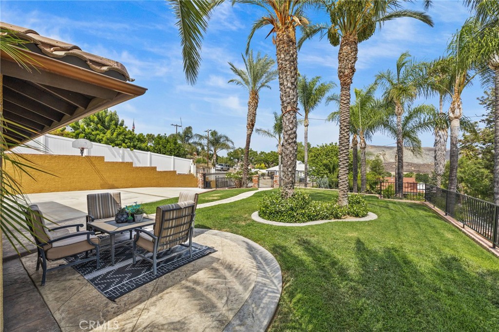 19151 Diplomat Avenue