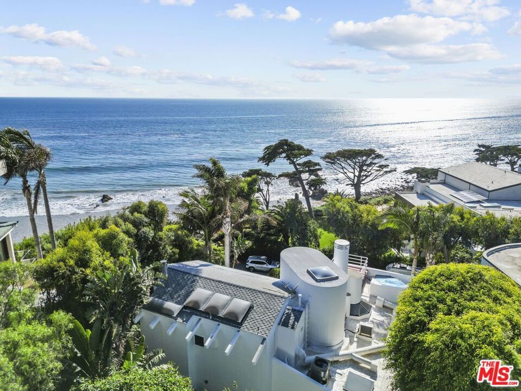 Photo of 31833 Sea Level Drive, Malibu, CA 90265 (MLS # 25599591)