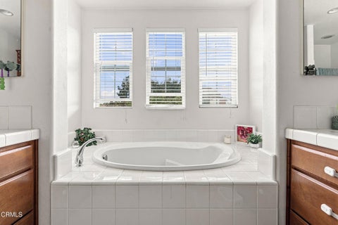 Tiny photo for 1143 Ambrosia Street, Oxnard, CA 93030 (MLS # V1-38272)