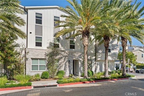 Photo of 1203 Winslow Lane, Newport Beach, CA 92660 (MLS # NP26230667)