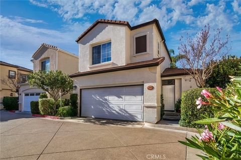 Photo of 27839 Skycrest Circle, Valencia, CA 91354 (MLS # SR25276402)