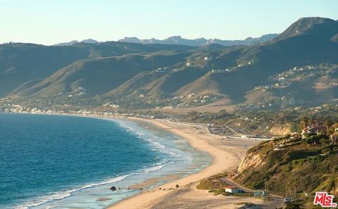 Photo of 6450 Lunita Road, Malibu, CA 90265 (MLS # 26671241)