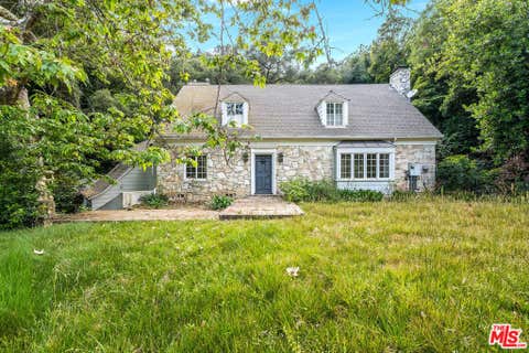 Photo of 1495 Stone Canyon Road, Los Angeles, CA 90077 (MLS # 26872757)